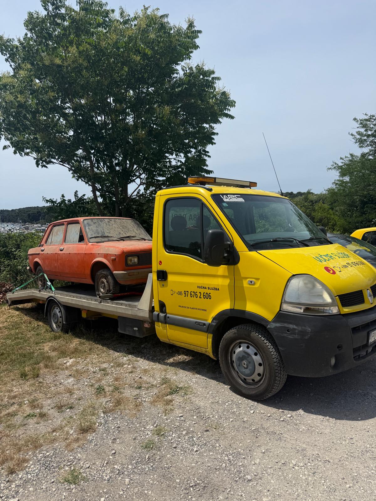 Utovar vozila na vučno vozilo - Beri